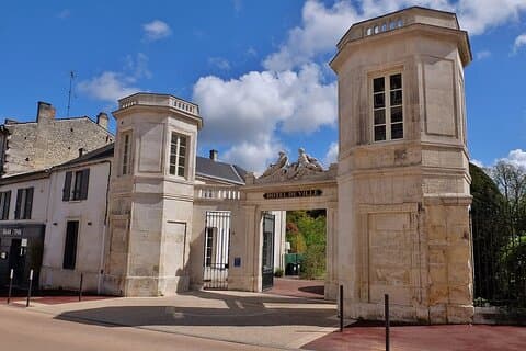 Oppdag Cognac-arven på en privat tur fra Bordeaux