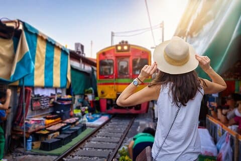 Private guidet tur til Mae Klong togmarked og flytende marked