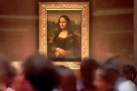 Masterpieces of the Louvre: Guided Tour with Expert Inside Guide