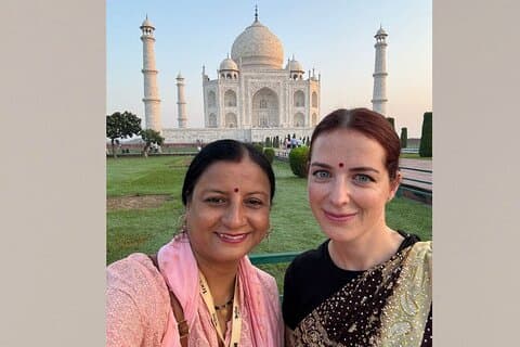 Excursão especial do mesmo dia Taj Mahal Agra com companheira feminina