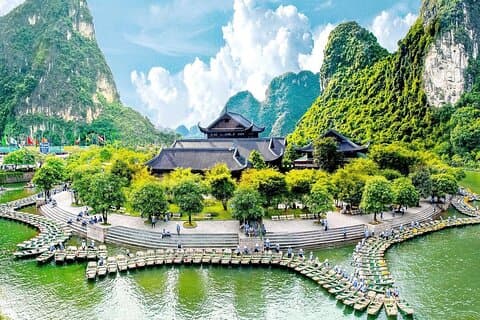 Luksus flugt fra Hanoi: Udsigt over Hoa Lu, Trang An og Mua Cave