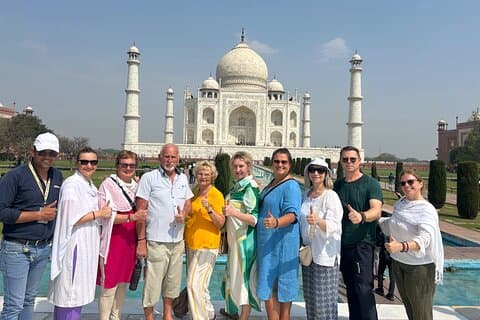 Taj Mahal Gatimaan Superfast Train Tour von Delhi All Inclusive