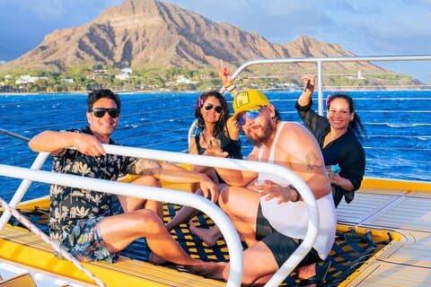 1-Hour Diamond Head Sail from Waikiki Beach on Ke Kai Catamaran