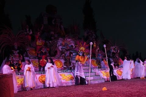 Legendarisk Day of the Dead-natshow i Xochimilco