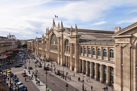 Trasferimento di sola andata da Stazione Ferroviaria a Hotel a Parigi 3 - 6 p