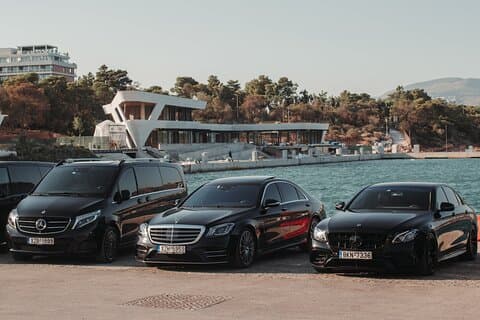 Traslado privado de lujo Atenas hacia/desde Kalamata (Costa Navarino)
