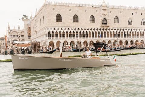 Cooper Dolce Vita Private Venetian Lagoon boat tour (4 hours)