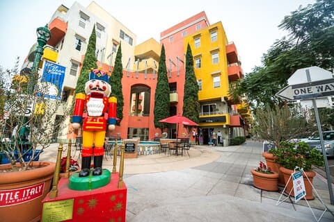 Holiday Donuts & Pastries: San Diego Sweet Treat Holiday Tour