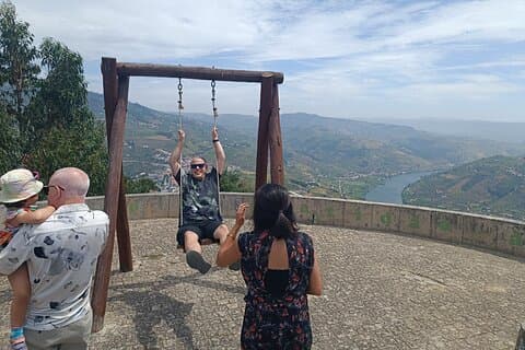 Private Douro Vallley Tour with wine taste and boat trip