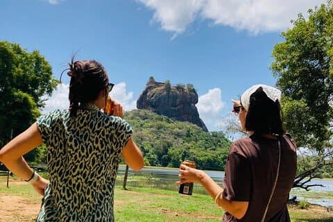 Hoteller i nærheden af Kandy, Sigiriya and Pidurangala Rock Tuk Tuk Safari