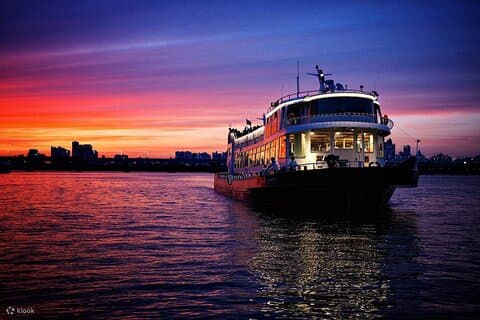 Da Nang City Sightseeing Private Tour WIth Optional Evening Shows