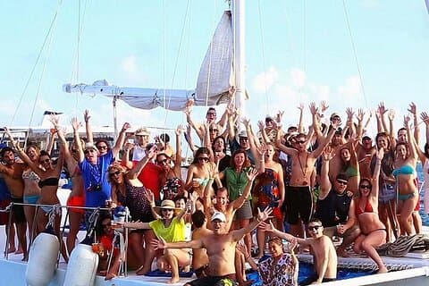 Cancún: 3-in-1 All-Inclusive-Katamaran-Tour nach Isla Mujeres