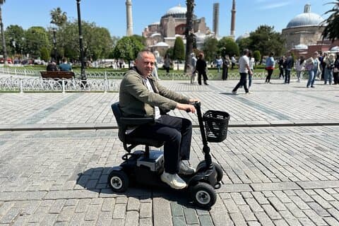 2026 Lej en motorcykel i Istanbul Per Dag