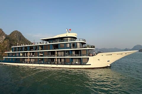 De Hanoi : Doris Cruise 3D2N Halong & Lan Ha Bay avec Balcon