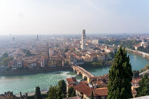 Entdecken Sie Veronas historisches Herz auf einer privaten Tour ab Venedig
