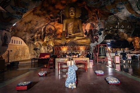 Visite privée dans la vieille ville d'Ipoh et temples rupestres avec déjeuner