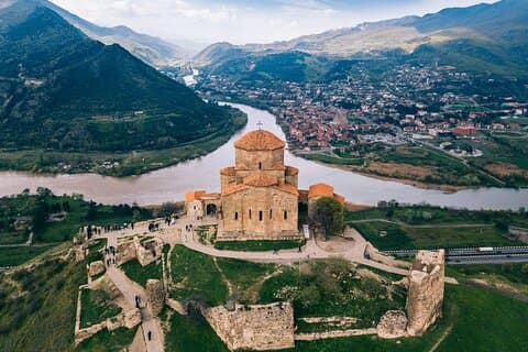 Visite historique des grottes de Mtskheta, Gori et Uplistsikhe