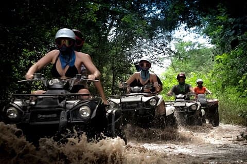 Cozumel ATV-eventyr til Jade Cavern og stranden
