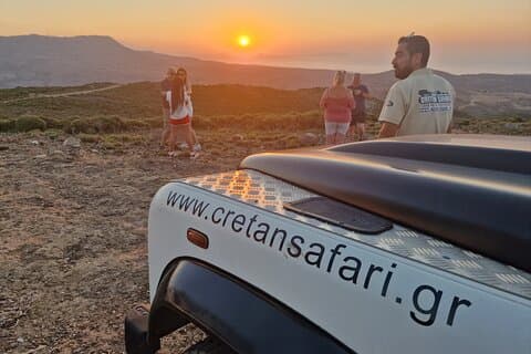 Excursion d'une demi-journée au coucher du soleil à Réthymnon avec dîner et vin