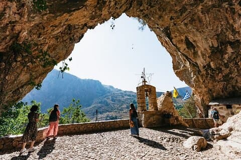 Tour privado Gemas ocultas de las cuevas de Creta Occidental