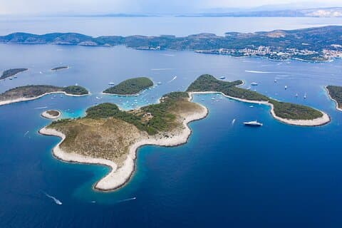 Crucero de Hvar y Brac con almuerzo y bebidas desde Split/Trogir