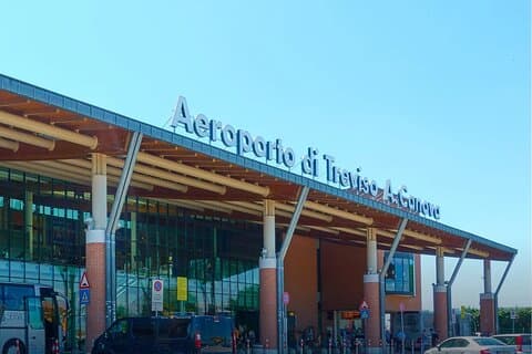 Traslado desde Treviso Aeropuerto a Venecia