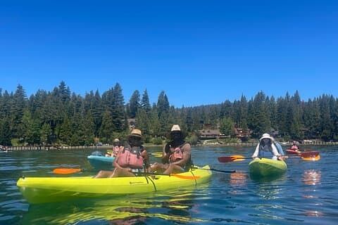 Tour in kayak della costa occidentale del Lago Tahoe
