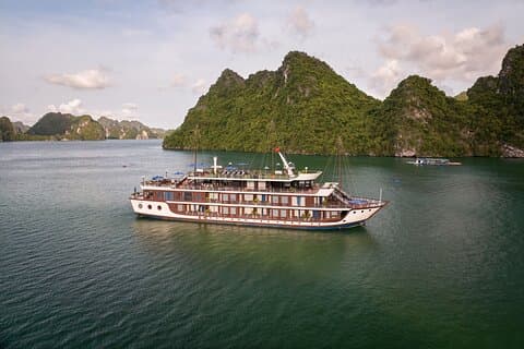Le Journey 5 - Croisière Star : 2 jours à la découverte de la baie d'Halong et Lan Ha