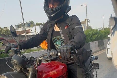 Visite privée en moto royale et à pied à Delhi