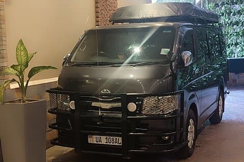 Private Entebbe flyplass transfer henting og avhenting 24/7