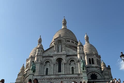 Montmartre og Sacré Coeur med Moulin Rouge udendørs tur