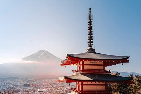 Tour guidato personalizzato di un giorno al Monte Fuji con autista di lingua Inglese