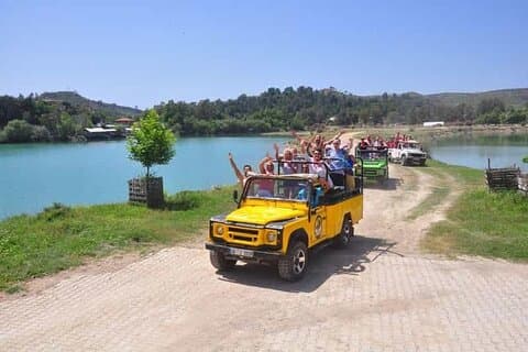 Jeep Safari Adventure in Green Canyon/ Green Lake/ Lunch inc.