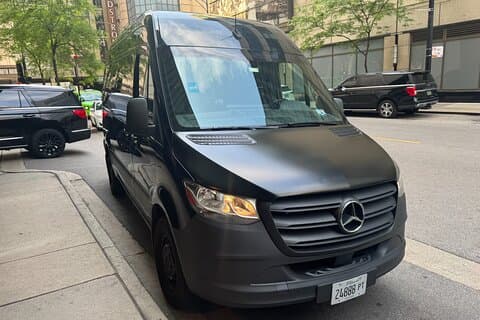 Group Van Transfers from Chicago O'Hare and Midway Airports