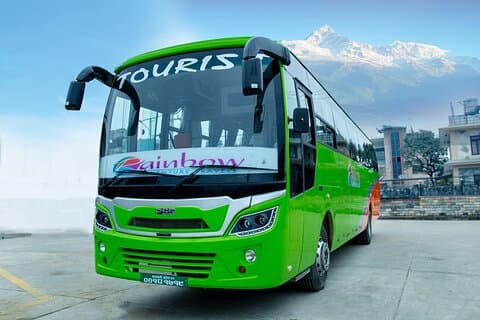 Kathmandu : Busticket naar Pokhara (VIP Luxe Sofa Seater)