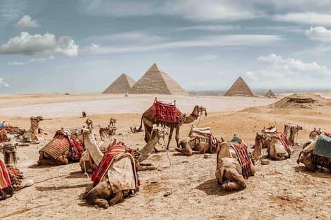 Pyramid half day tour