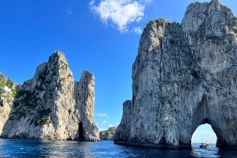 Capri Mini Cruise mit Schwimmstopp und Freizeit auf der Insel