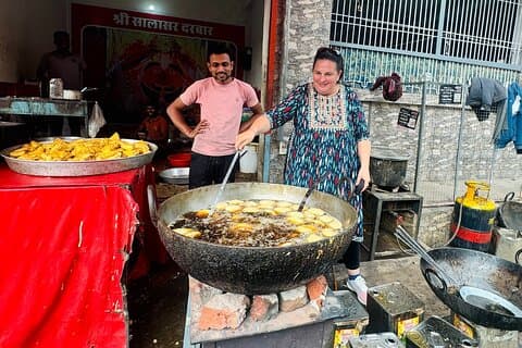Experimente a cultura de comida de rua de Jaipur