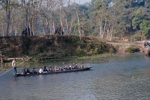 Chitwan Jungle Safari från Kathmandu Pokhara