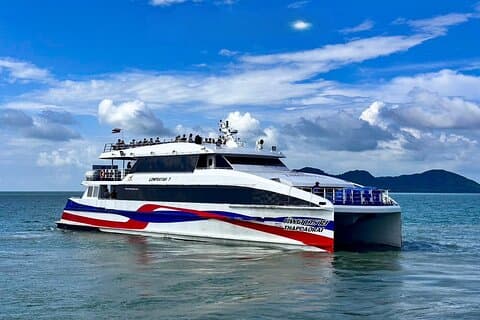 Hoteller i nærheden af Koh Phuket Scenic Catamaran and Bus Transfer