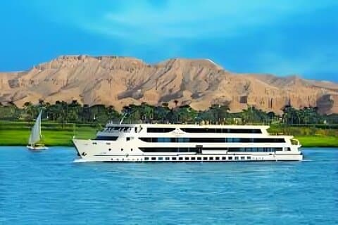 Cairo to Aswan: 6 Days of Pyramids, Temples & Nile Cruise Bliss