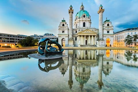 Privat overførsel fra Berlin til Wien med 2 timer til sightseeing