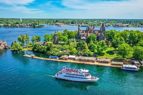 Privat tur til 1000 øyer fra Toronto med Castle Boat Cruise
