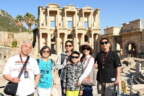 Privat tur til Efesus, Jomfru Maria og Artemis fra Kusadasi Havn
