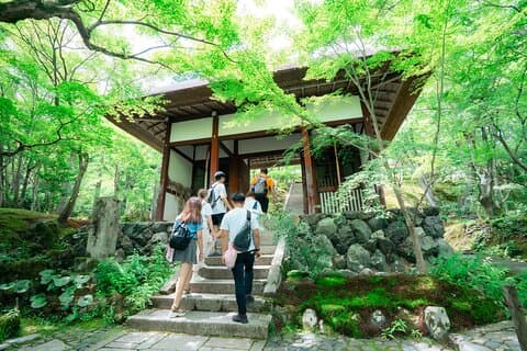 Kyoto Arashiyama Tour : Sites emblématiques et trésors cachés