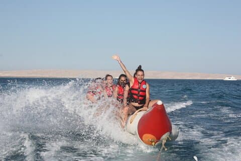 Banana Boat & Quadra Sports nautiques avec transfert – Hurghada
