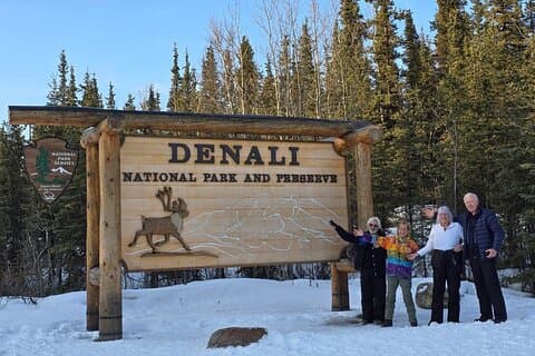 Denali National Park Plus Aurora Chase Tour
