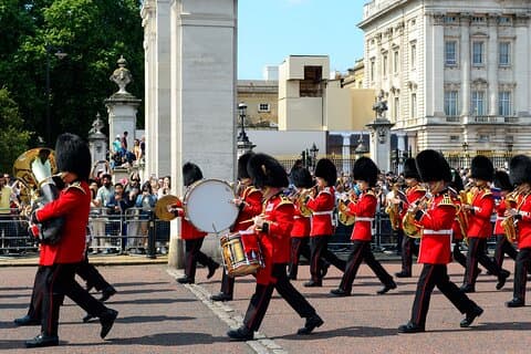 London Royal Crown und Wachwechsel-Rundgang