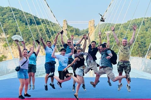 Excursión privada de 2 días al Monte Avatar y Have's Gate y puente de vidrio