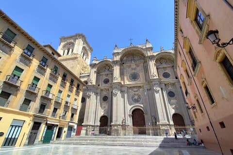 Private Tour Historic Center and Albaicín in Granada